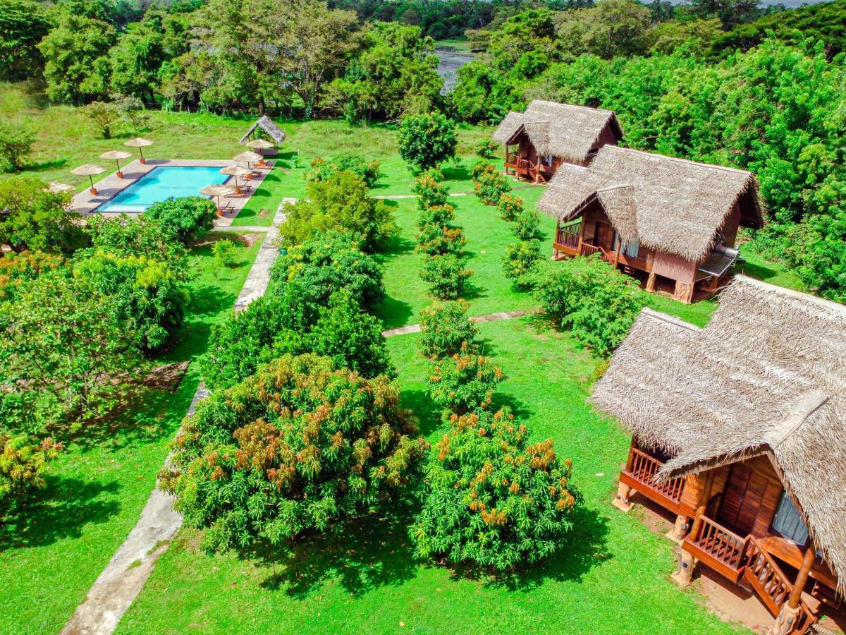 Sigiriya Water Cottage Exteriör bild